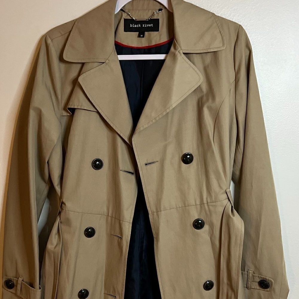 Black Rivet by Wilson’s Leather Tan Trench Coat Size Medium - Picture 3 of 8
